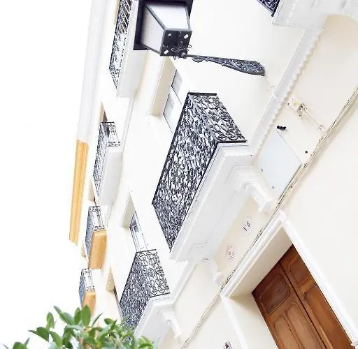 Hispalis Casa Palacio Atico דירה